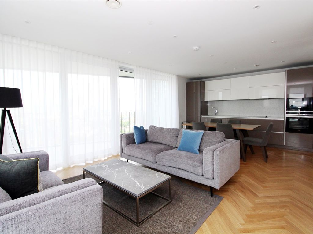 3 bed flat to rent in Two Fifty One, Southwark Bridge Road, London SE1