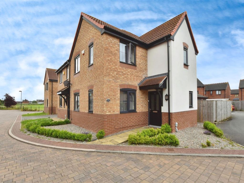 3 bed semidetached house for sale in Riley Way, Hull HU3, £195,000 Zoopla