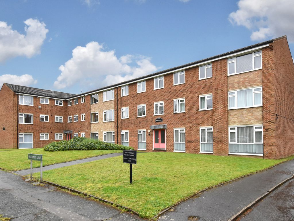 2 bed flat for sale in Oaklands Road, Bromley BR1, £295,000 Zoopla