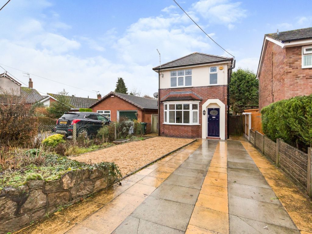 3 bed detached house for sale in Bradeley Road, Haslington, Crewe