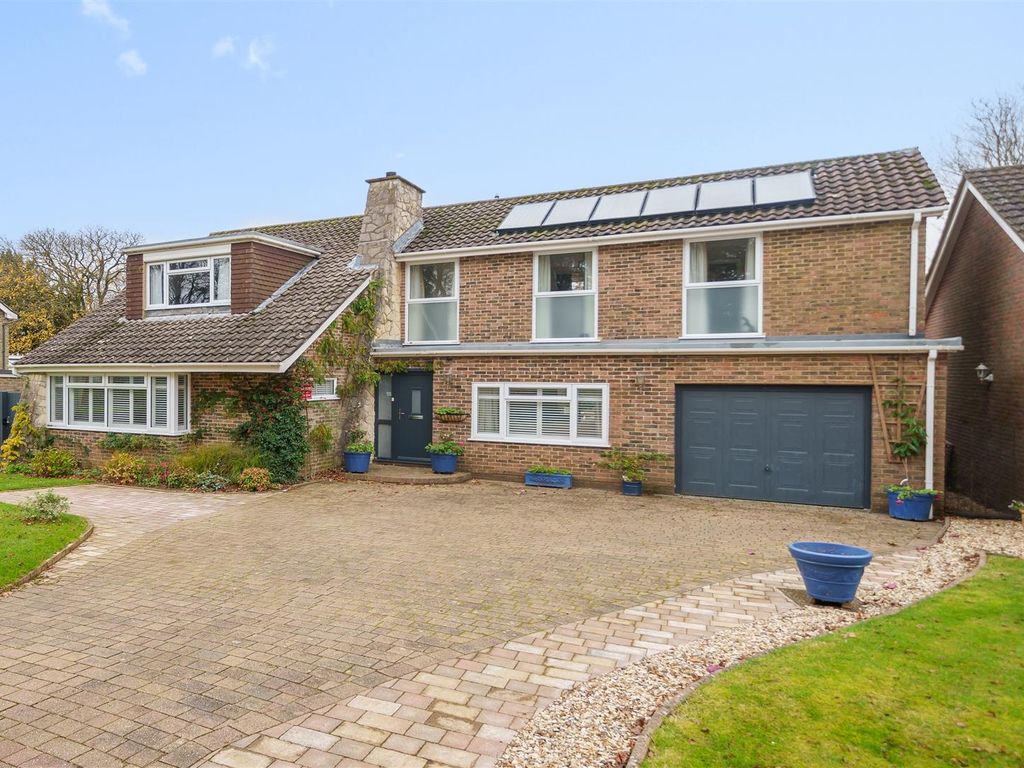 4 bed property for sale in Chiltley Way, Liphook GU30, £1,100,000 Zoopla