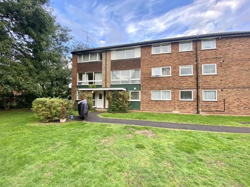 2 bed for sale in Compton Road, Hayes UB3 Zoopla