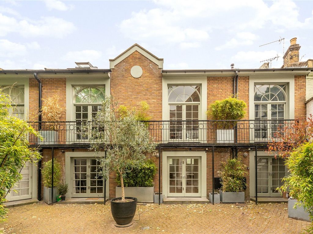 3 bed mews house for sale in Trinity Mews, London W10 Zoopla
