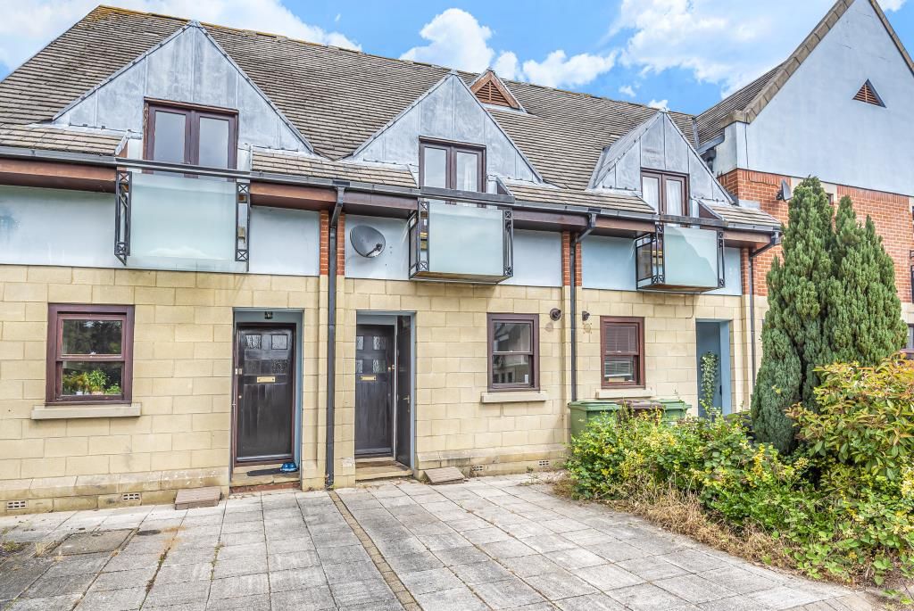 2 bed terraced house for sale in Jackman Close, Abingdon, Oxfordshire