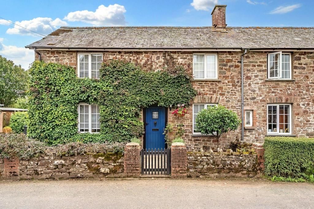 2 bed semidetached house for sale in Chawleigh, Chulmleigh, Devon EX18