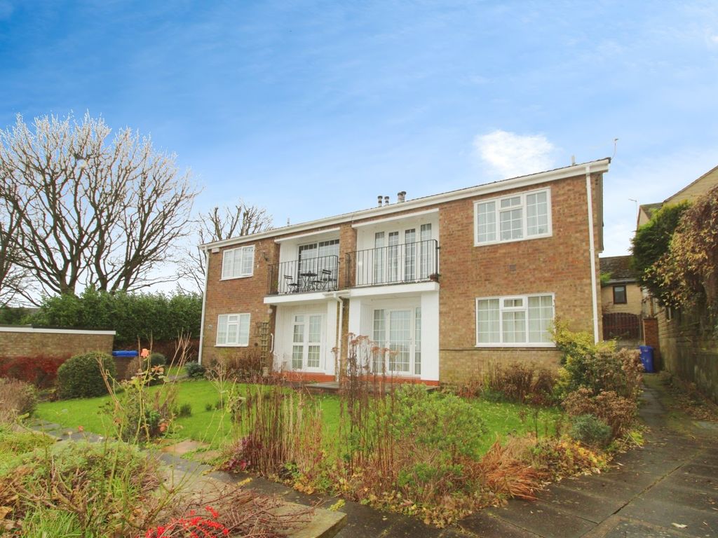 2 bed flat to rent in Stephen Drive, Grenoside, Sheffield, South Yorkshire S35, £750 pcm Zoopla