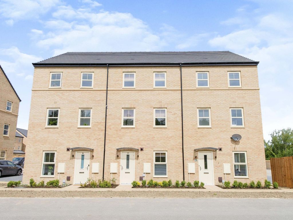 2 bed detached house to rent in Huntingdon Street, Castleford, West Yorkshire WF10 Zoopla