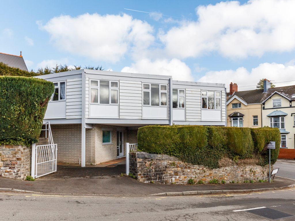 Pendarren Park, Merthyr Tydfil, Wales CF47  