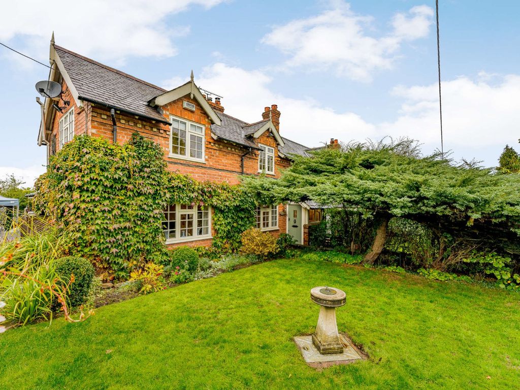 3 bed detached house for sale in Church Road, Tilston, Malpas, Cheshire