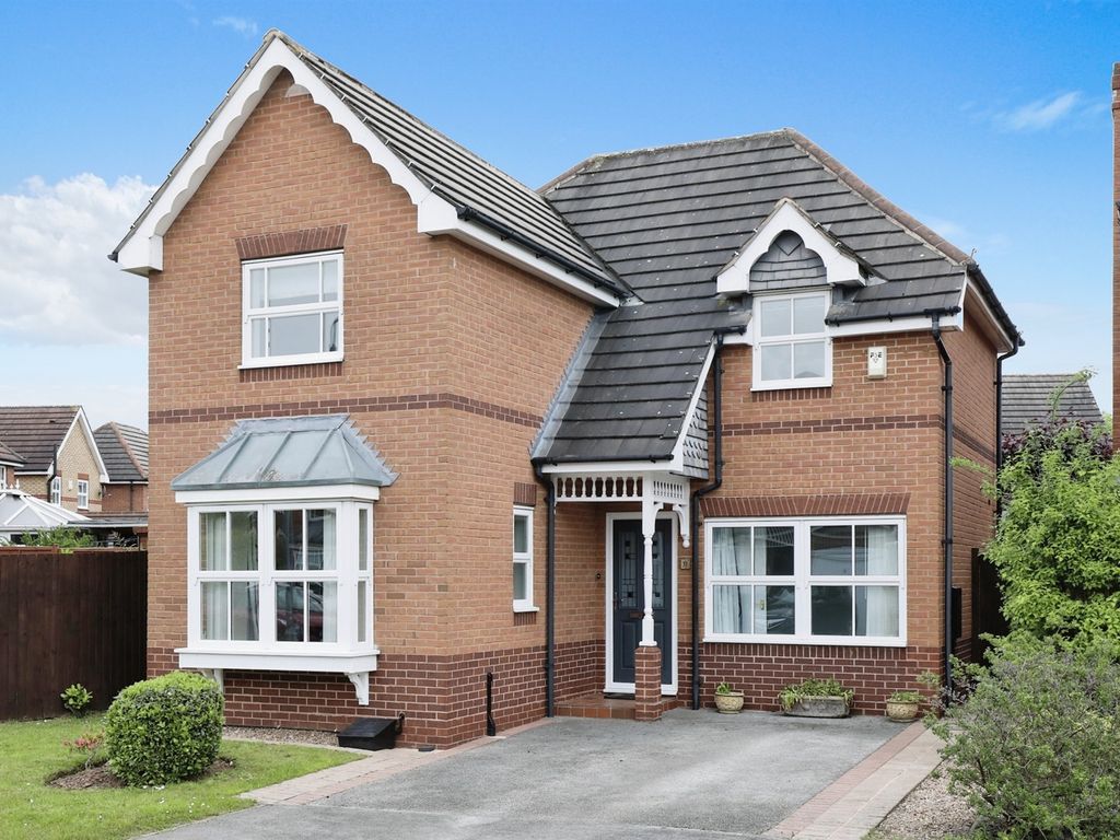 4 bed detached house for sale in Redwing Close, Gateford, Worksop S81