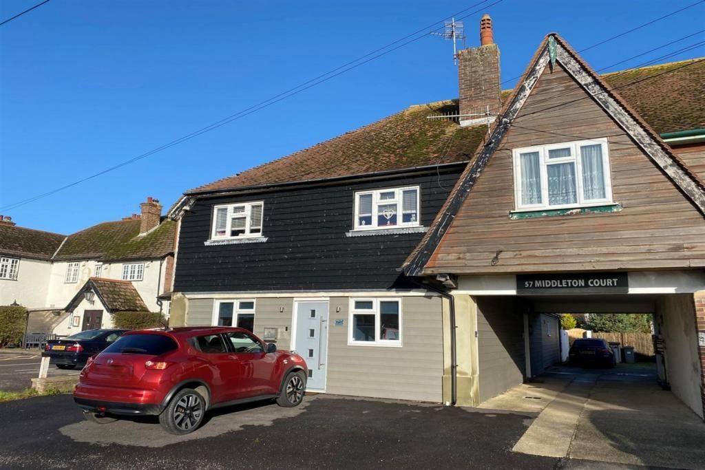 2 bed flat for sale in Elmer Road, MiddletonOnSea, Bognor Regis PO22