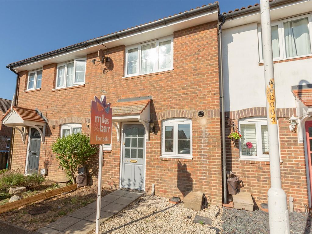 2 bed terraced house to rent in Abbey Court, WestgateOnSea CT8 Zoopla