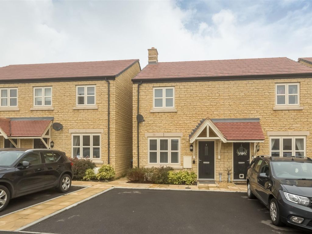 2 bed property for sale in Bedford Mews, Long Hanborough, Witney OX29