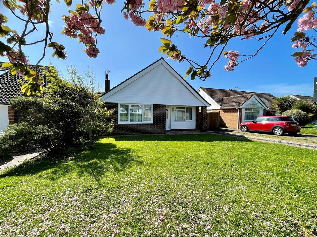 3 bed detached bungalow for sale in Upper Belgrave Road, Seaford BN25, £425,000 Zoopla