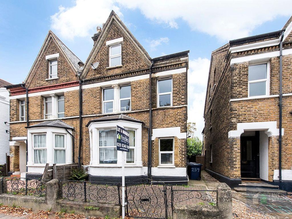 2 bed flat to rent in Ballards Lane, Finchley N3, £1,800 pcm Zoopla
