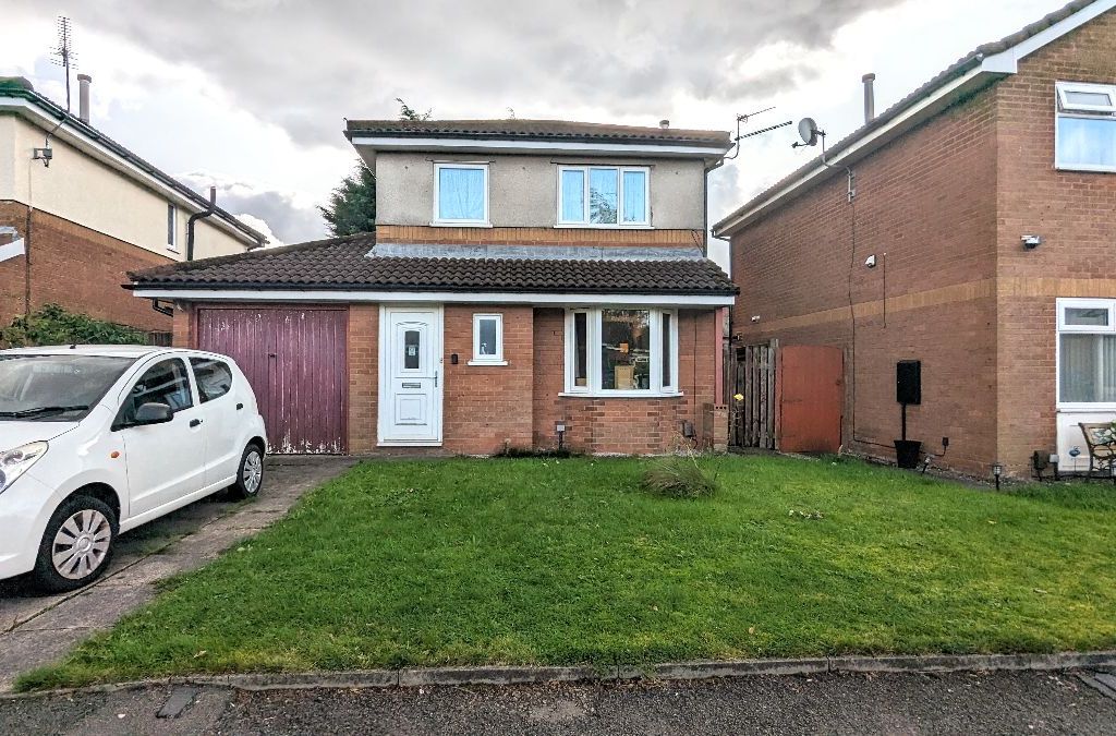 3 bed detached house for sale in Brindley Close, Farnworth, Bolton BL4