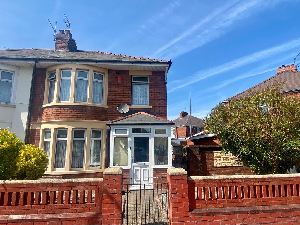 3 bed semidetached house for sale in Avondale Crescent, Cardiff CF11