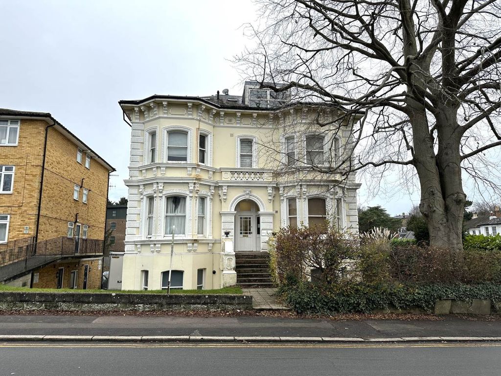 1 bed flat to rent in 55 Upper Grosvenor Court, Tunbridge Wells, Kent