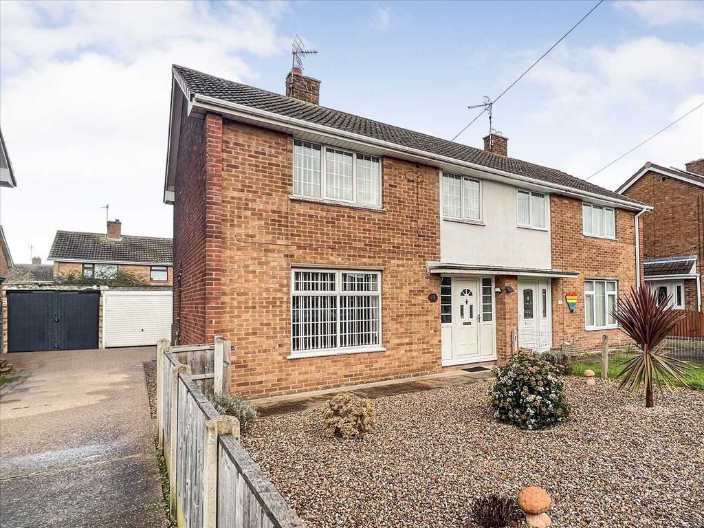3 bed semidetached house for sale in Crosshill, Cotgrave, Nottingham