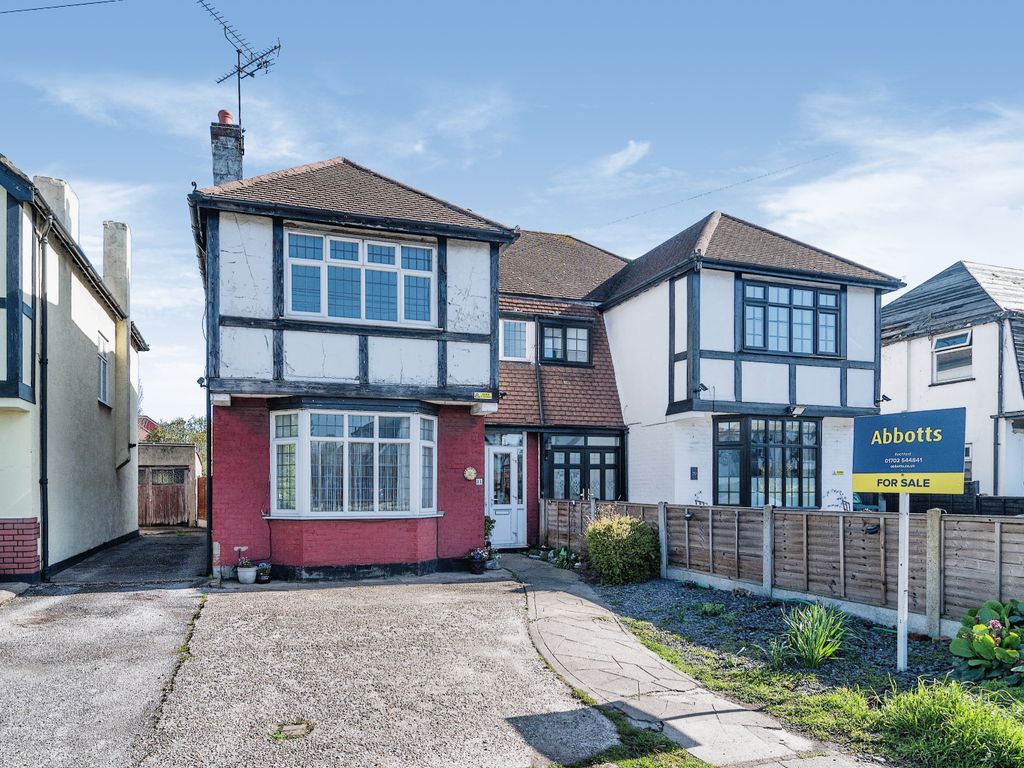 3 bed semidetached house for sale in Prince Avenue, SouthendOnSea