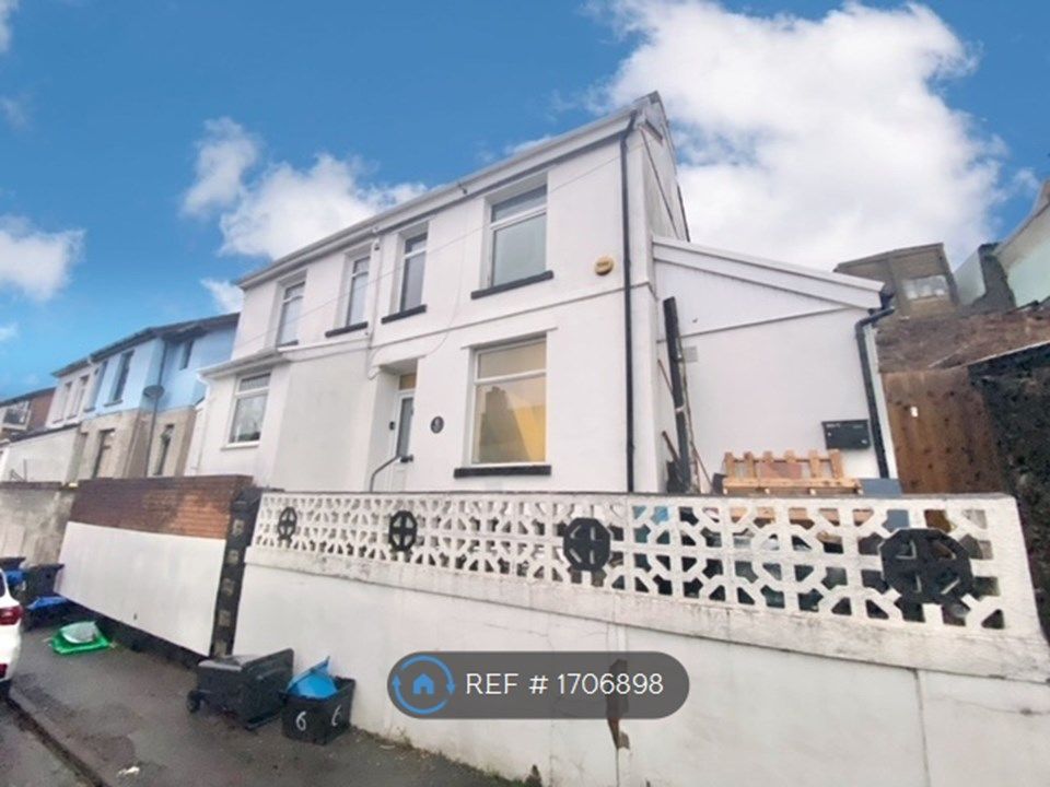 2 bed terraced house to rent in Spencer Place, Treharris CF46 Zoopla