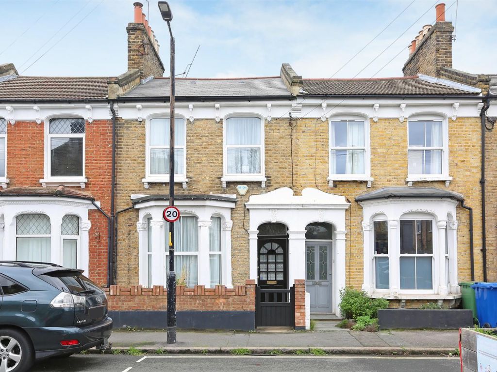3 bed property for sale in Fenham Road, London SE15, £725,000 Zoopla