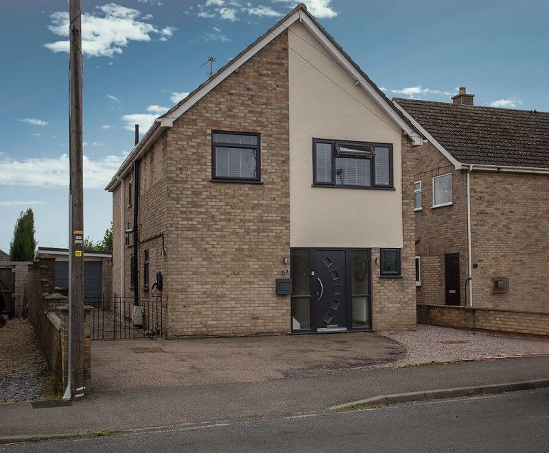 5 bed detached house for sale in New Road, Whittlesey, Peterborough