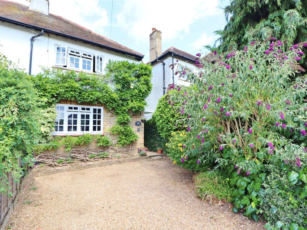 2 bed semidetached house for sale in Gills Hill Lane, Radlett WD7, £