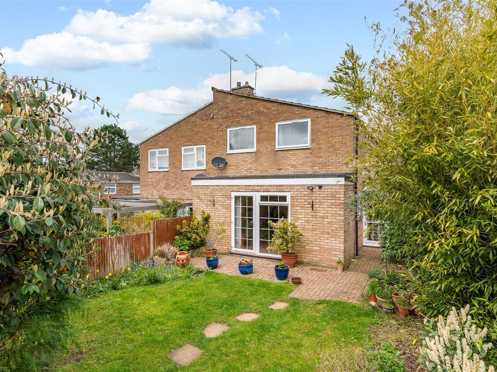 3 bed semidetached house for sale in Lonsdale Road, Stevenage SG1 Zoopla