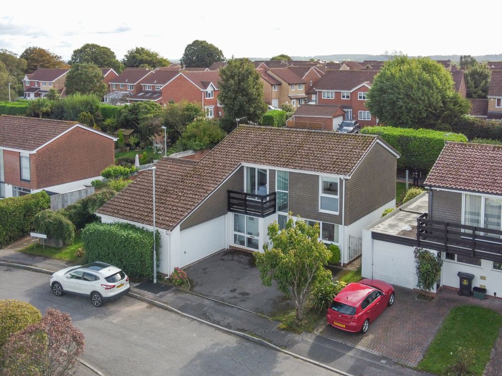 4 bed detached house for sale in Monmouth Close, Portishead, Bristol