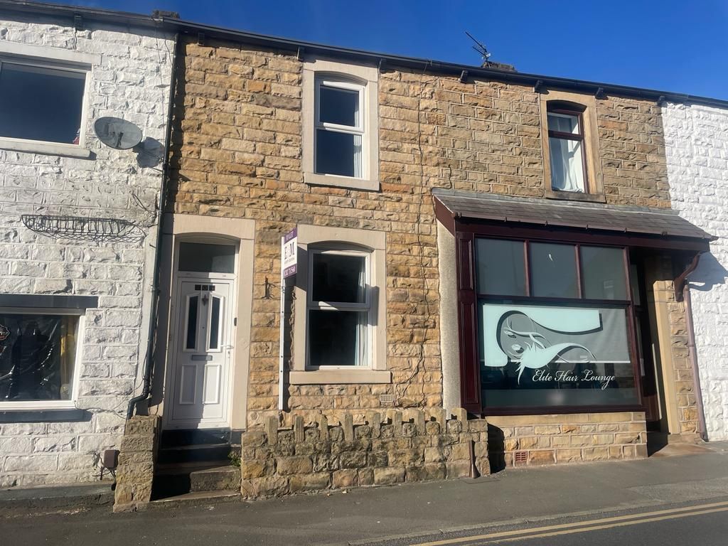 3 bed terraced house to rent in Burnley Road, Briercliffe, Burnley BB10