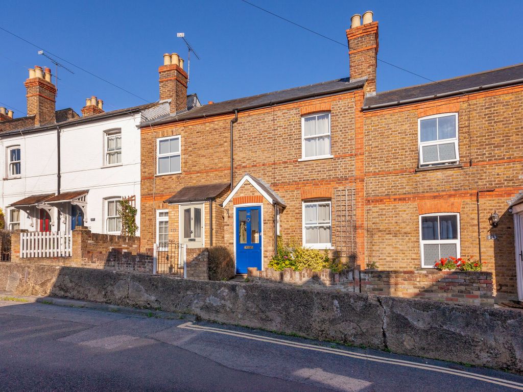 2 bed terraced house for sale in Westborough Road, Maidenhead