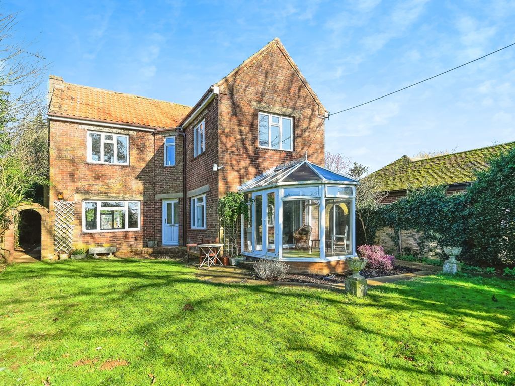3 bed detached house for sale in Church Lane, Heacham, King's Lynn