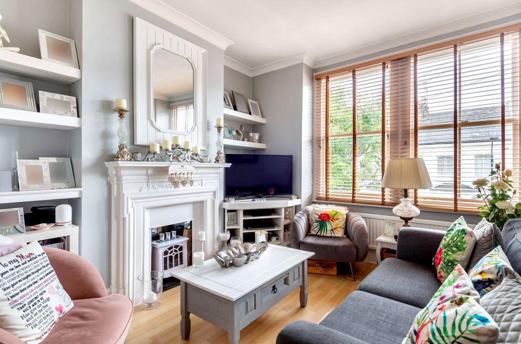 2 bed flat for sale in Breer Street, London SW6 Zoopla