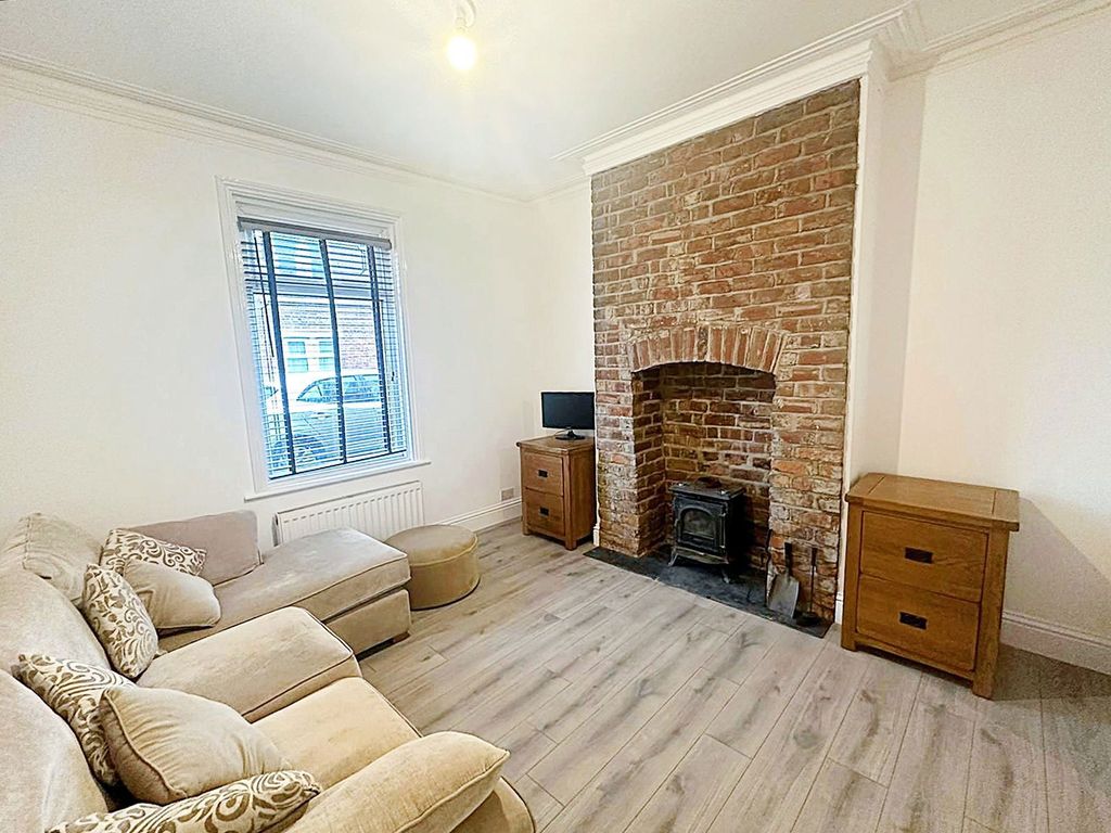 3 bed terraced house to rent in Alnwick Road, South Shields NE34, £850