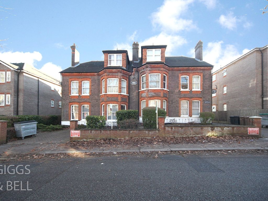 1 bed flat for sale in Studley Road, Luton, Bedfordshire LU3 Zoopla