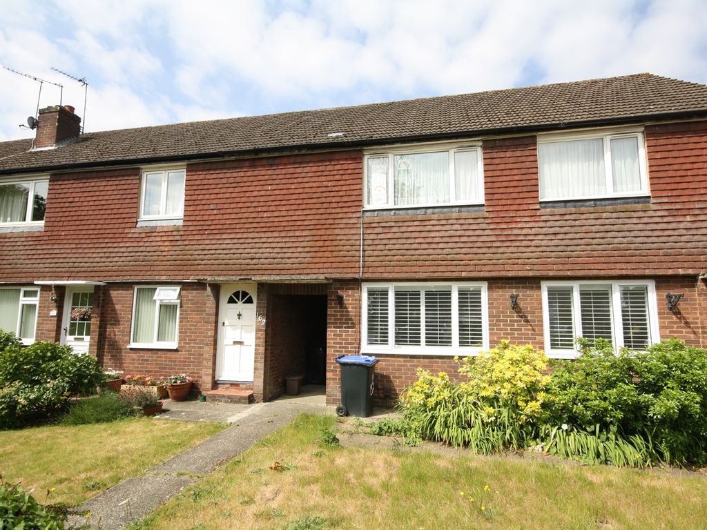 2 bed flat to rent in Pinewood Green, Iver SL0 Zoopla