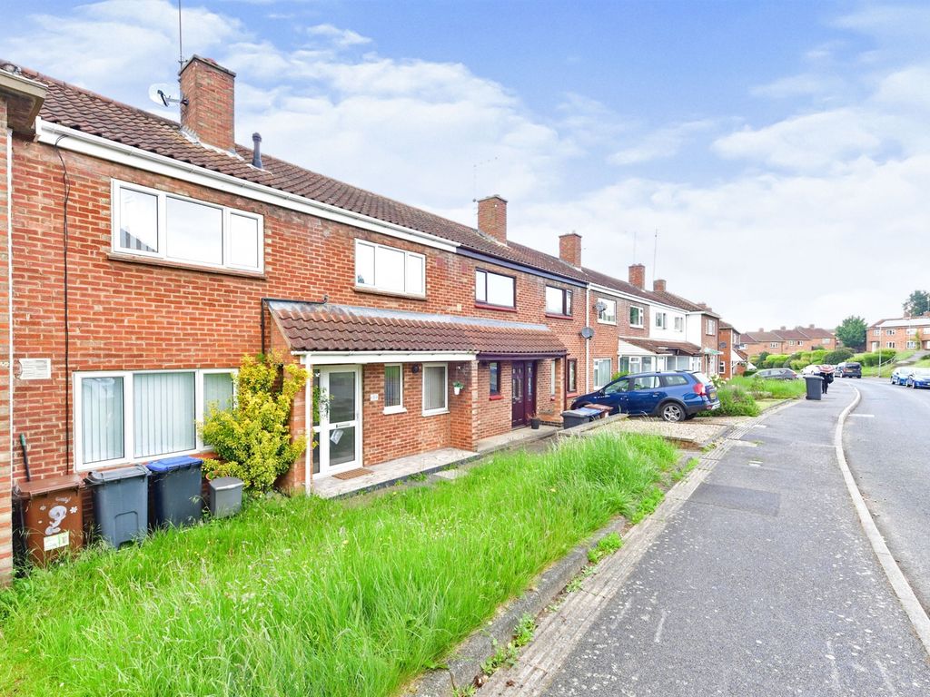 4 bed terraced house for sale in Evenley Road, Kingsthorpe, Northampton