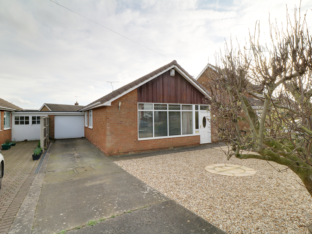 3 bed detached bungalow for sale in Windsor Crescent, Yaddlethorpe DN17