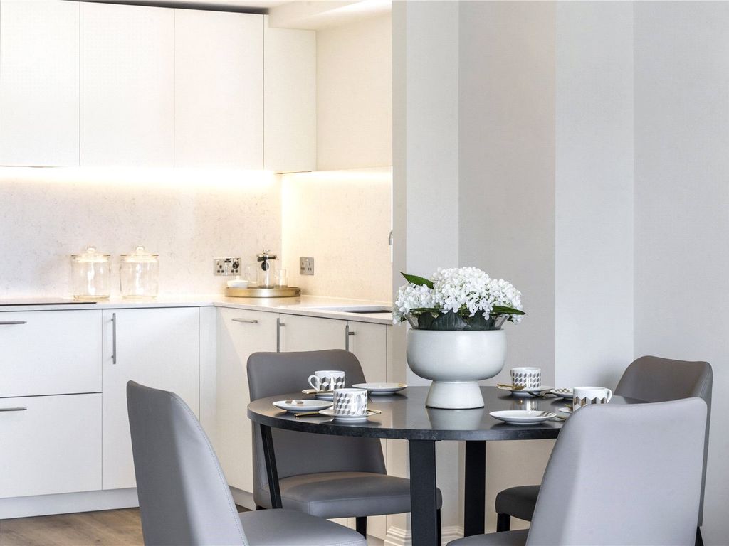 2 bed flat for sale in Lower Teddington Road, Hampton Wick KT1 Zoopla