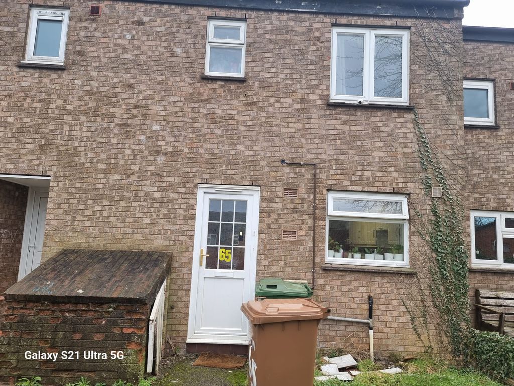 3 bed terraced house for sale in Kestrel Lane, Wellingborough NN8 Zoopla