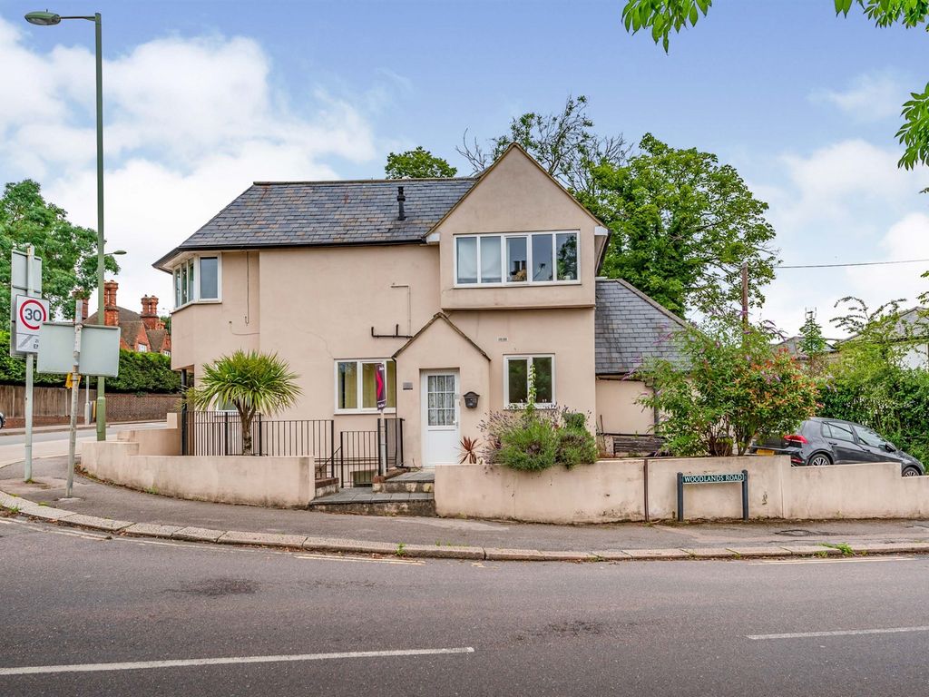 Woodlands Road, Redhill RH1  