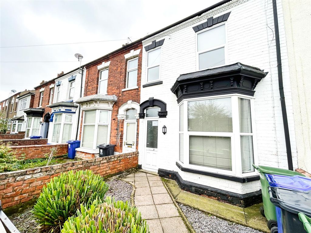 1 bed flat to rent in Cromwell Avenue, Grimsby DN31, £646 pcm Zoopla