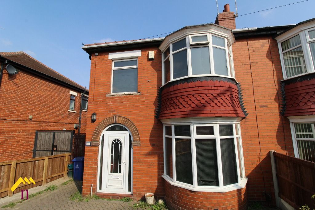 3 bed semidetached house for sale in Greenfield Lane, Balby, Doncaster