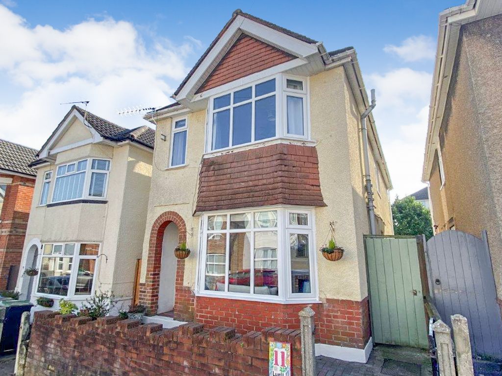 3 bed detached house for sale in Lyell Road, Parkstone, Poole BH12 Zoopla