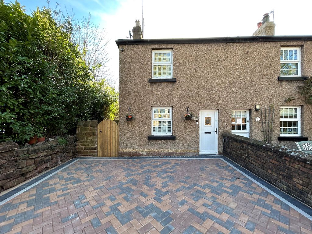 3 bed semidetached house for sale in Burton Road, Little Neston