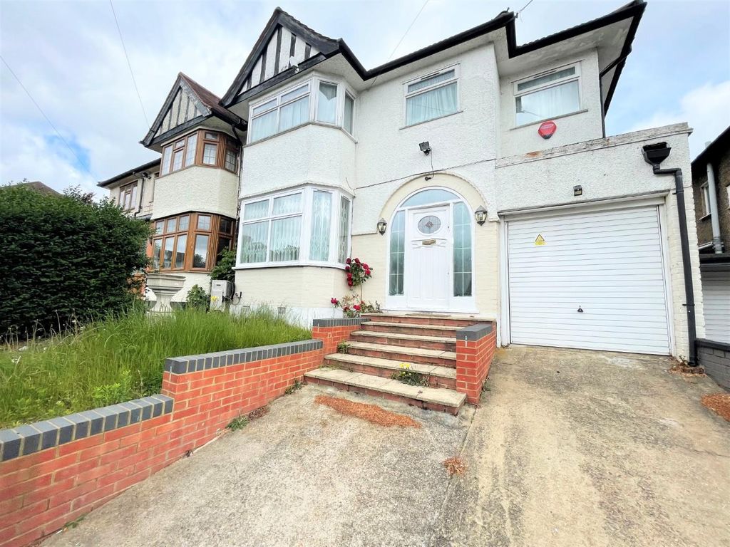 5 bed semidetached house for sale in Highview Gardens, Edgware HA8