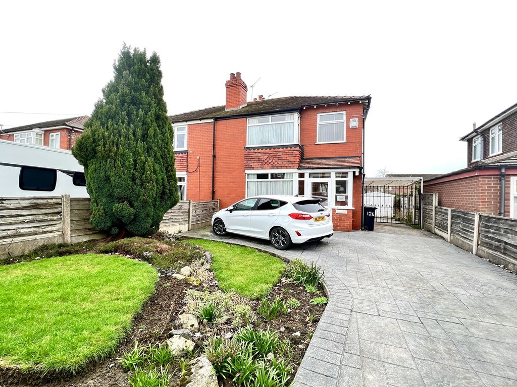 3 bed semidetached house for sale in Dickens Lane, Poynton, Stockport