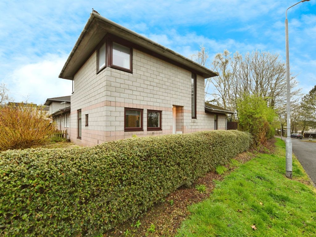 3 bed end terrace house for sale in Lanfine Terrace, Girdle Toll