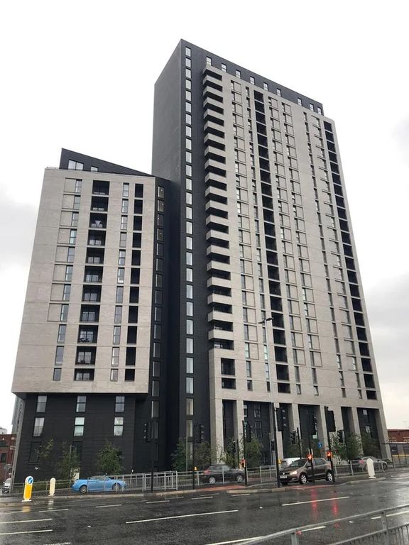 2 bed flat to rent in Regent Road, Manchester M3, £1,300 pcm Zoopla